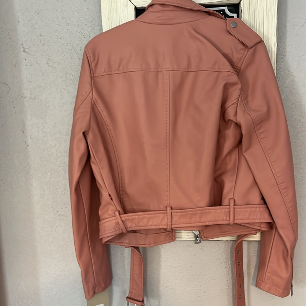 Pink Jacket - Picture 3 of 3